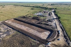 Una histórica obra de cloacas en Alejandra ya superó el 55% de avance