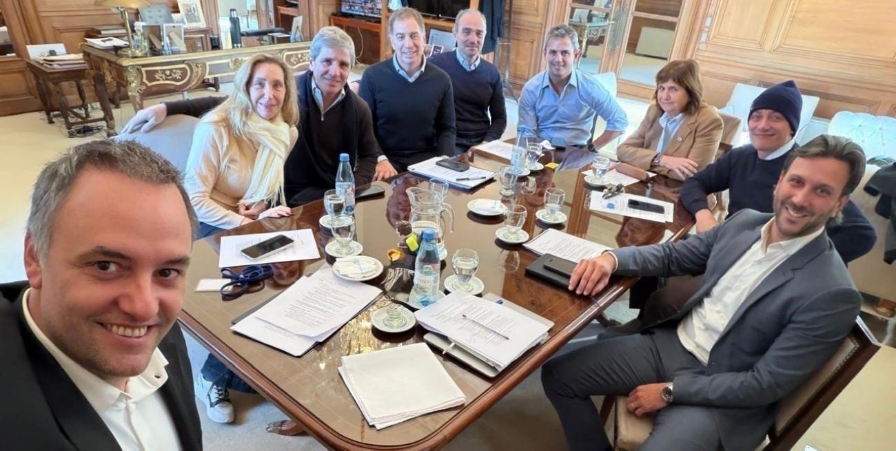 Karina Milei y Adorni reunieron a la Mesa Política para armar un nuevo paquete de reformas que serán enviados al Congreso
