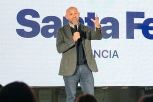 Puccini se refirió al impacto de los recortes durante la presentación en Santa Fe.