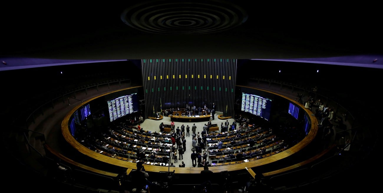 La Cámara de Diputados de Brasil aprobó la reducción de la jornada laboral a 40 horas semanales