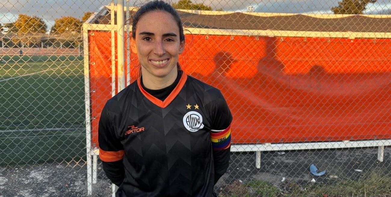Antonella Amicci, goleadora de ADIUR: “Es un desafío para demostrar el nivel de fútbol que tiene Rosario”