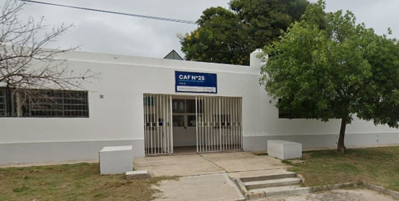 Hallaron una pistola cargada frente al CAF de barrio Centenario