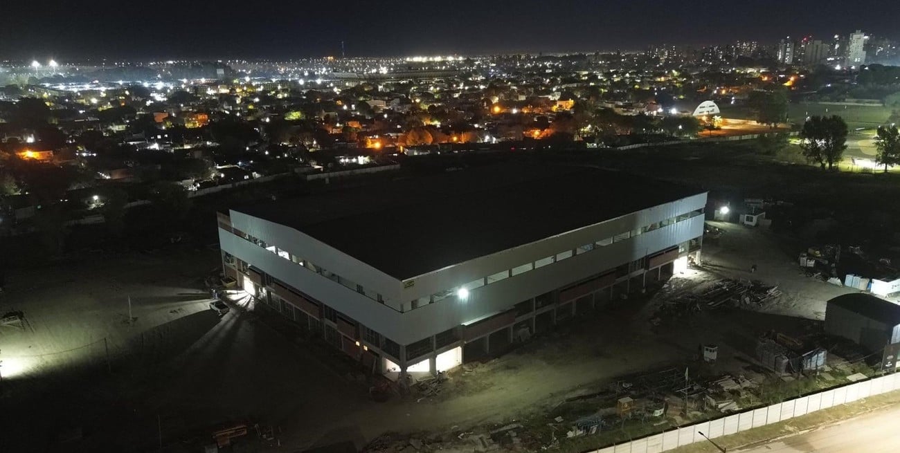Santa Fe acelera el nuevo estadio del CARD con trabajos nocturnos rumbo a los Suramericanos