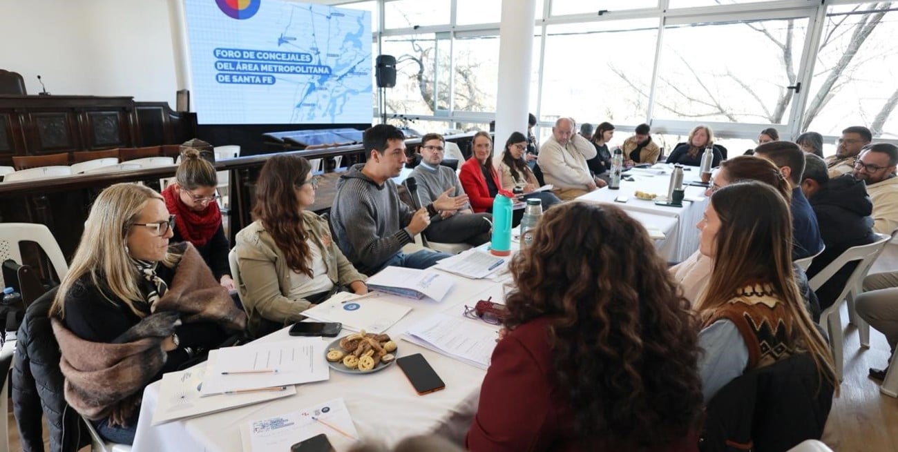 Concejales se reunieron en Esperanza para unificar normativas urbanas