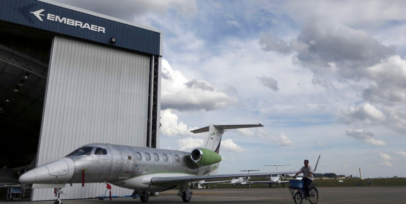 Un sitio web rastrea aviones privados para predecir el fin del mundo