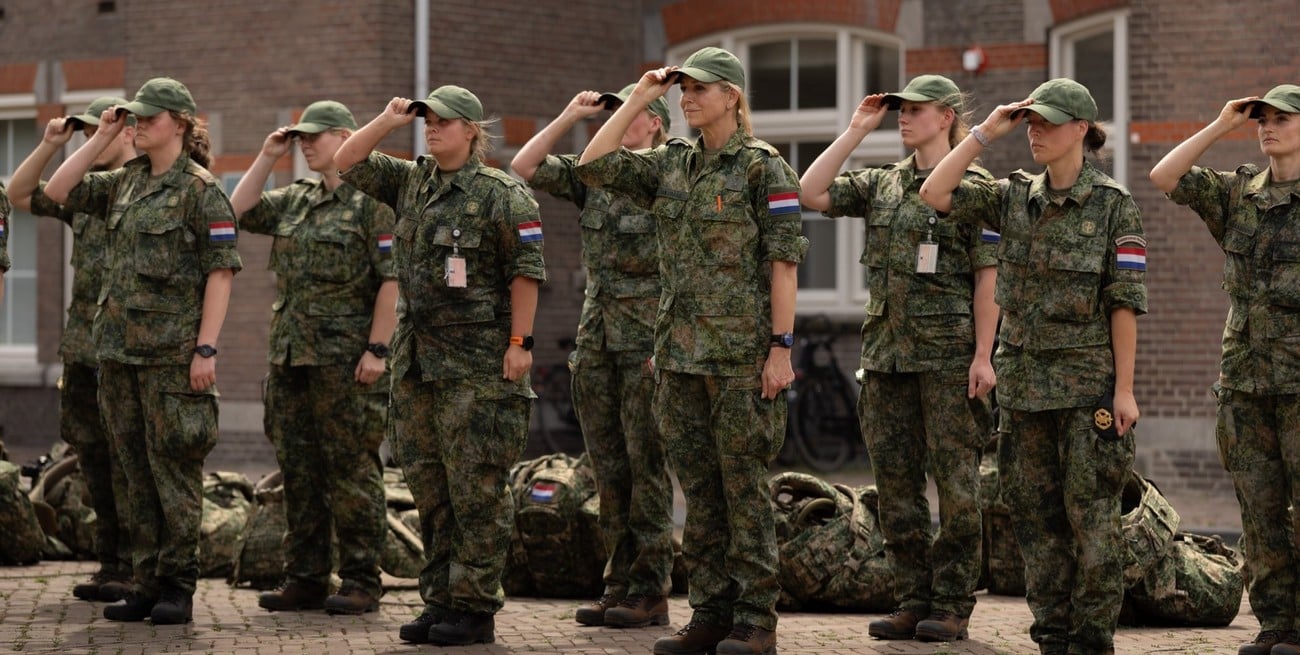 Máxima Zorreguieta completó la primera etapa de su entrenamiento militar y recibió una importante distinción