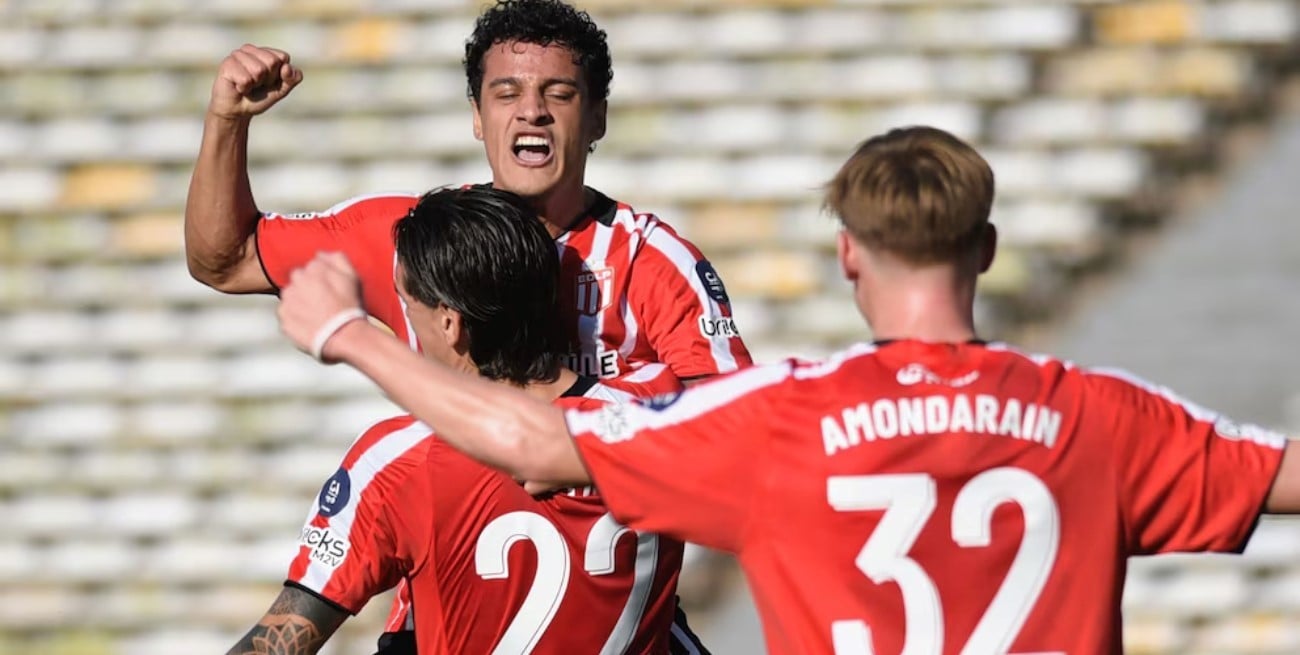 Estudiantes goleó a Central y avanzó a octavos de la Copa Argentina