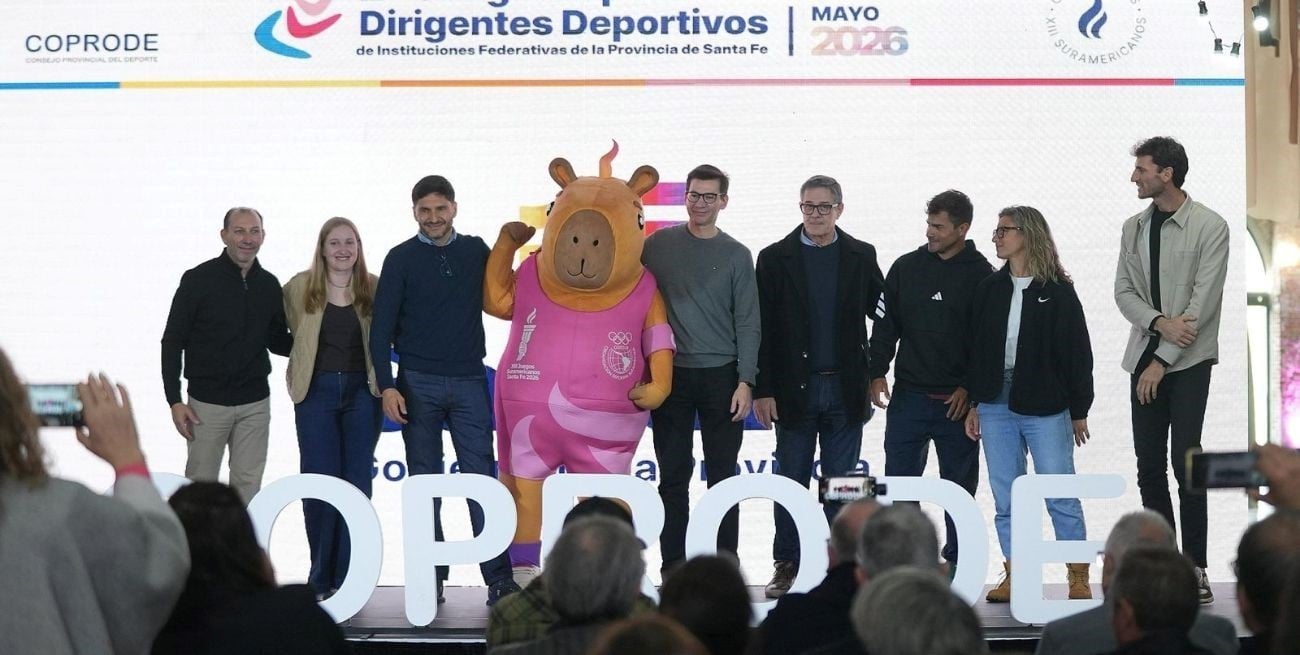 Pullaro convocó a los clubes a ser protagonistas del cambio social y destacó la inversión histórica en deporte en Santa Fe