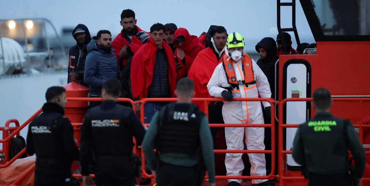 La Unión Europea alcanzó un acuerdo para frenar la migración