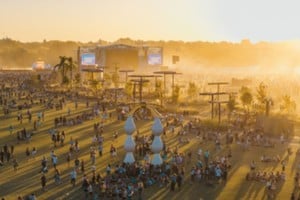 Luego de una edición que reunió a Sabrina Carpenter, Tyler, The Creator, Chappell Roan, Deftones, Skrillex, Lorde, Doechii, Turnstile, Lewis Capaldi y Paulo Londra, el Hipódromo de San Isidro volverá a llenarse de música. Foto: Gentileza Lollapalooza Argentina