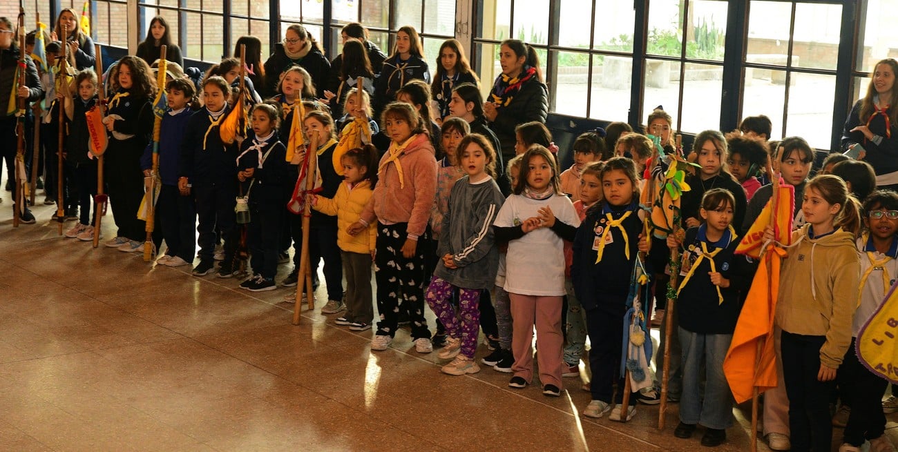 Unas 300 niñas y jóvenes participaron en Santa Fe de una jornada de ciencia, astronomía y liderazgo