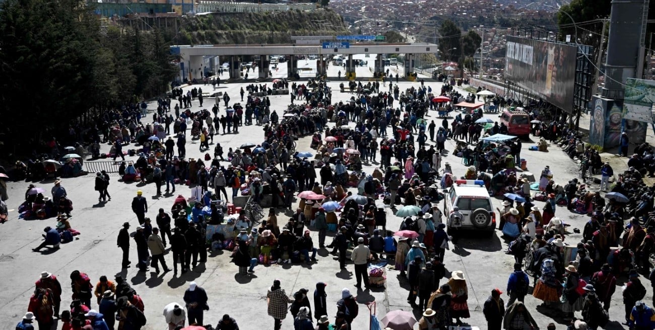 Suben a seis las personas fallecidas en Bolivia por los bloqueos