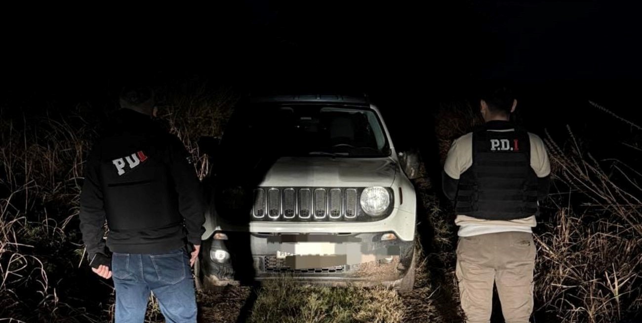 Recuperan camioneta robada tras un operativo en zona rural en Cululú