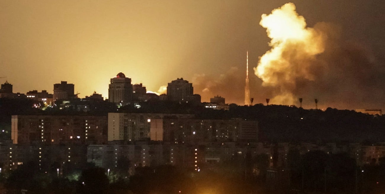 Rusia bombardeó Kiev con misiles y drones: hay muertos y heridos