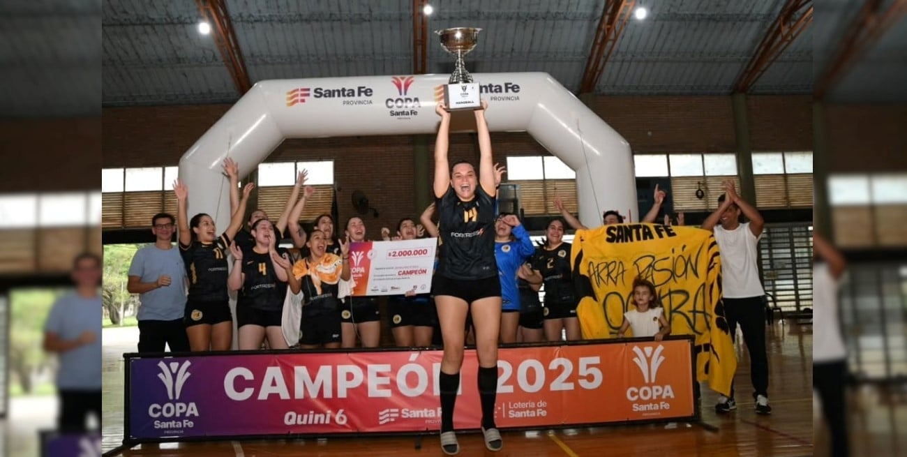 El handball femenino de IL. Peretz busca apoyo para viajar al Nacional B en San Luis