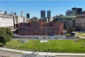 Clemente advirtió que Argentina atraviesa una etapa que requiere resistencia, planificación y consensos duraderos.