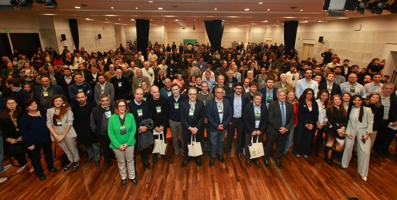 Volver a poner en la agenda pública el debate productivo