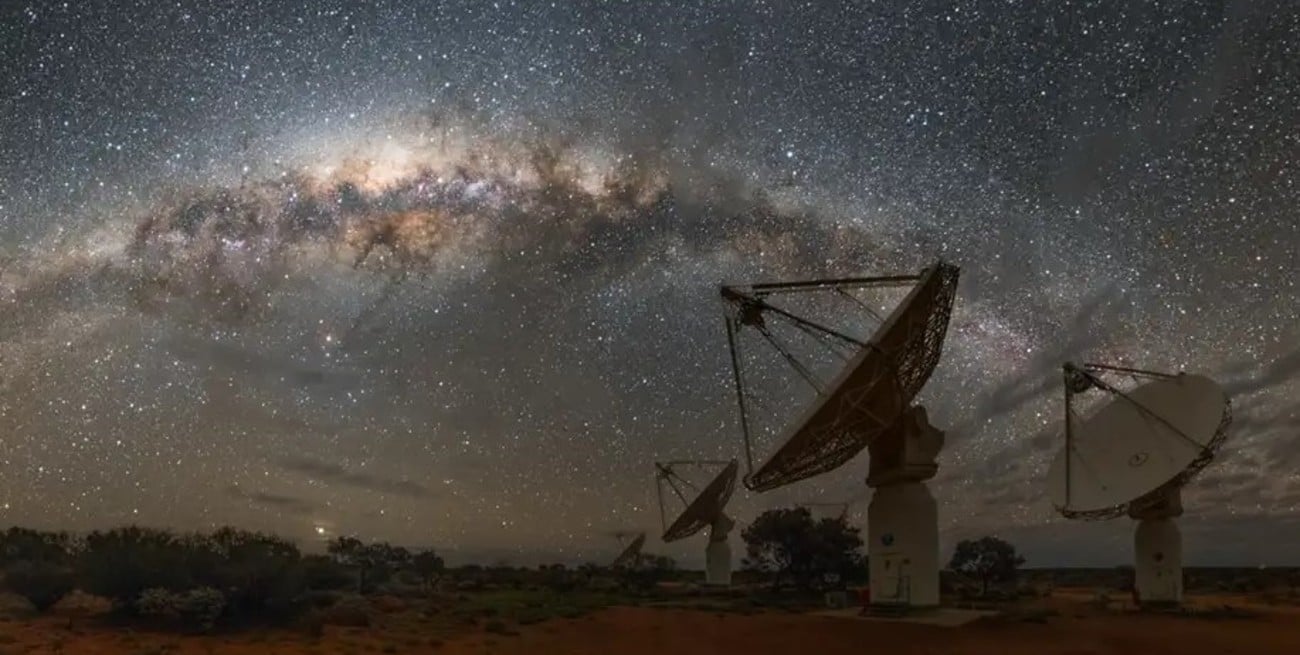 Hallan una "piedra de Rosetta" cósmica que permitirá descifrar las misterioras señales de radio espaciales