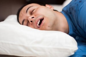 Babear durante el sueño no significa necesariamente que una persona esté descansando profundamente.