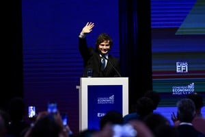 Javier Milei asistirá a las asunciones presidenciales de Perú y Colombia. Foto: Reuters