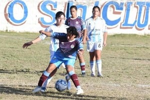 Atlético eliminó a El Cadi y ahora se enfrenta a San Jorge. Foto: Manuel Fabatía.