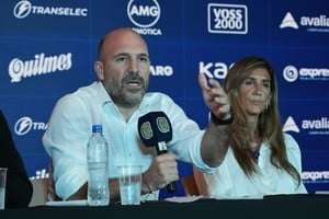 Belloso fue claro con el tema Almirón