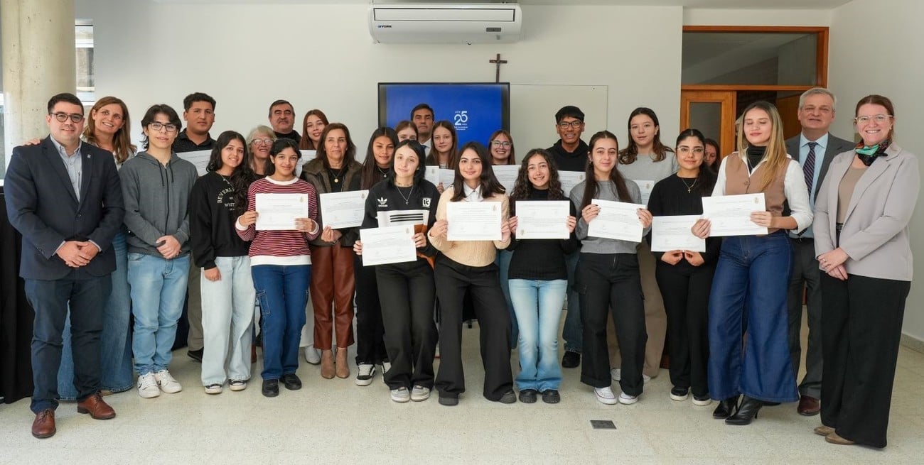 Becas que transforman: estudiantes de la UCSF comparten su experiencia