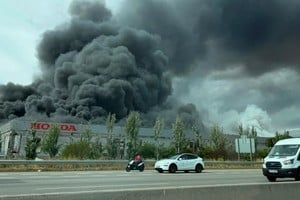 Se incendió la planta de Honda en España.