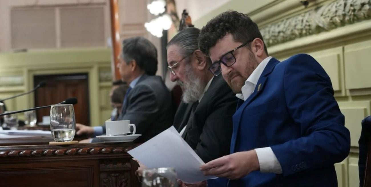 Extraños en la sala