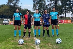 El Quillá y Colón animaron un partidazo en la ida. Foto: Luciano Villarroel.