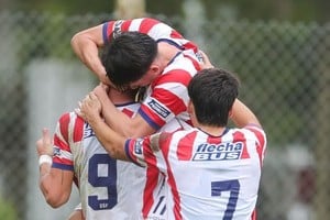 El tate ganó 2 a 0 y se ilusiona con llegar a playoffs. Foto: Prensa Unión.