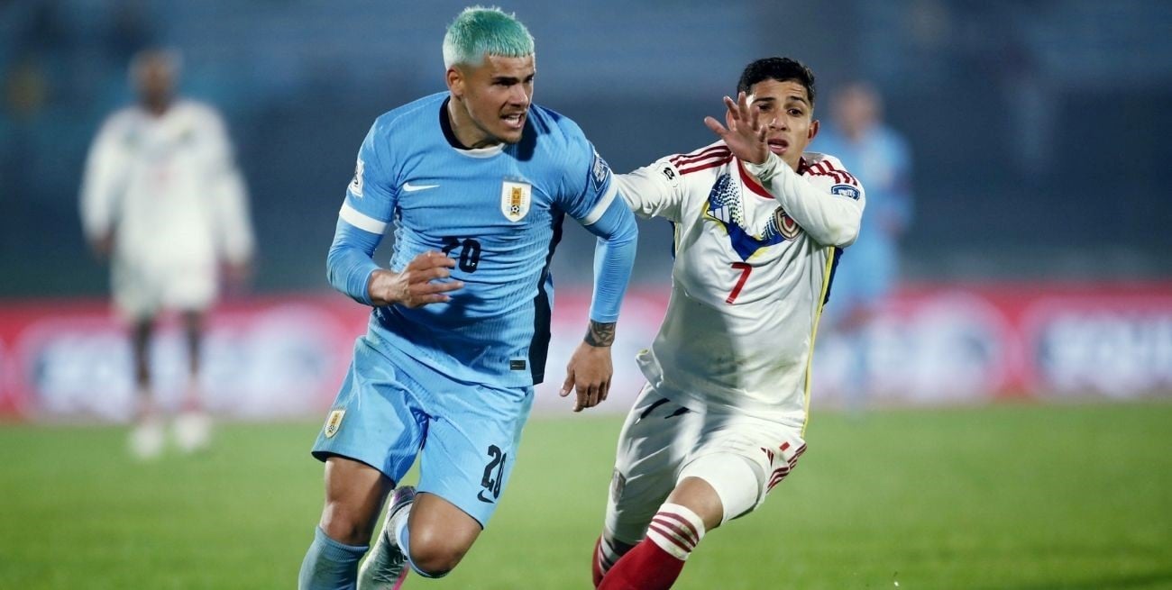 Preocupación en Uruguay: Araújo viaja a Barcelona para recuperarse a contrarreloj antes del Mundial