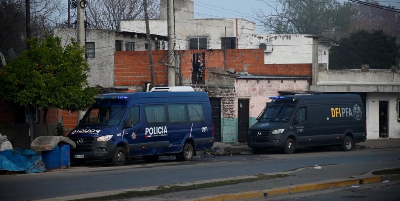 Mataron a un policía federal en un tiroteo en Rosario y hay otros dos heridos