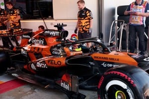 McLaren recupera confianza en Barcelona tras un inicio de temporada complicado, mostrando mejoras en una pista que exige cuidar los neumáticos. Foto: REUTERS / Bruna Casas.
