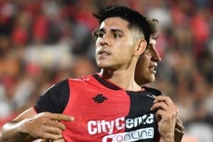 Saúl Salcedo sufrió una fractura compleja de tibia y peroné tras el choque.