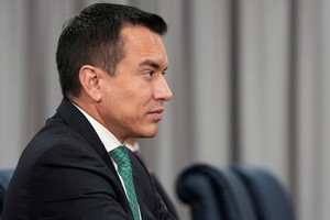 Daniel Noboa firmó el decreto.