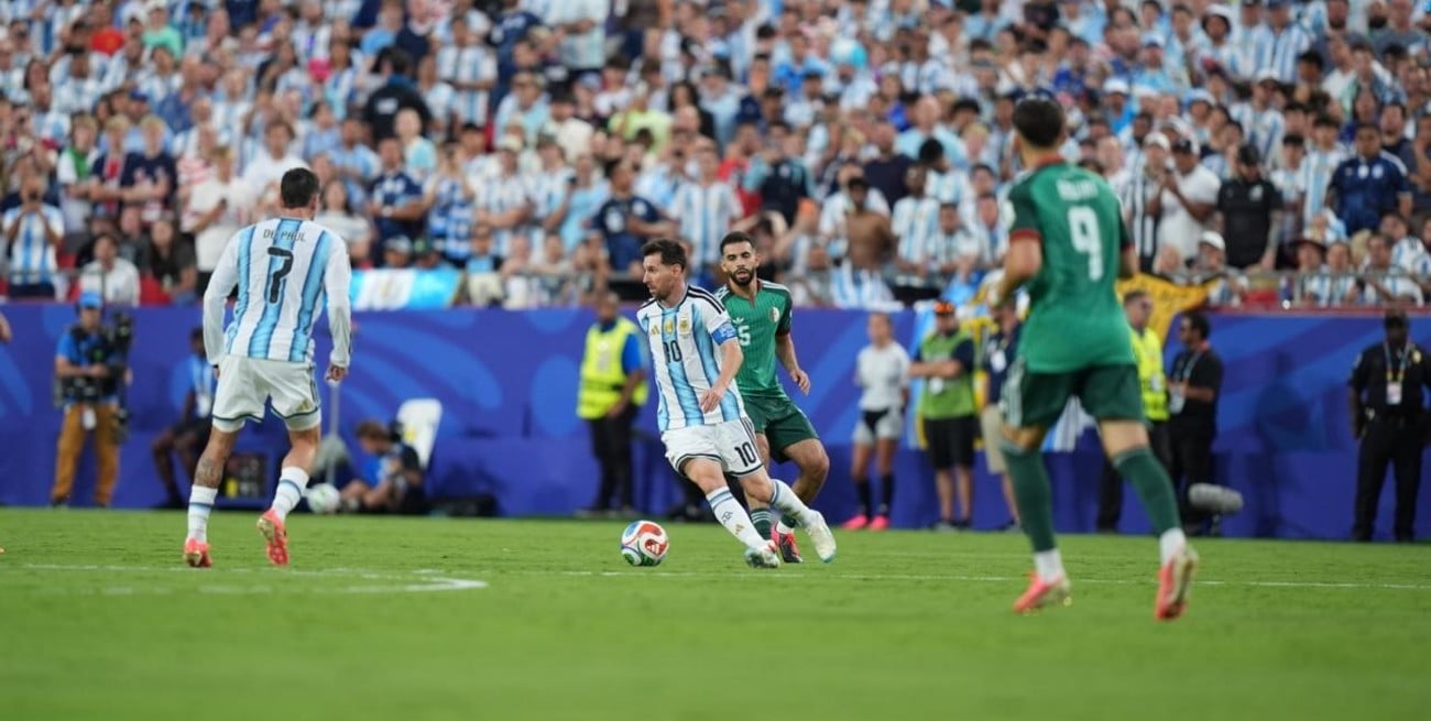 Argelia presentó una queja ante la FIFA por la polémica jugada de Messi
