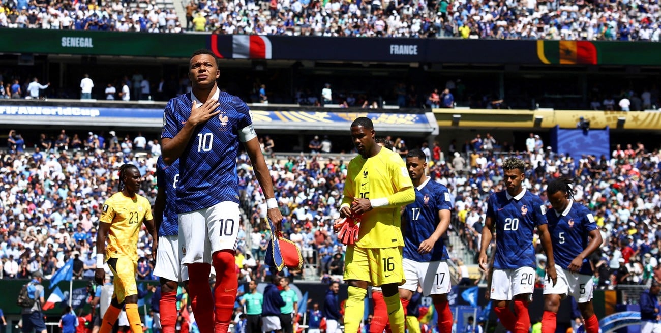 Francia reaccionó a tiempo y derrotó a Senegal con otro show de Mbappé