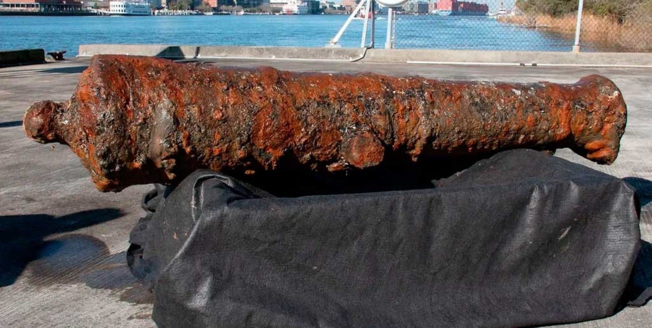 Rescatan cañones de la Guerra de Independencia ocultos bajo un río durante más de 240 años