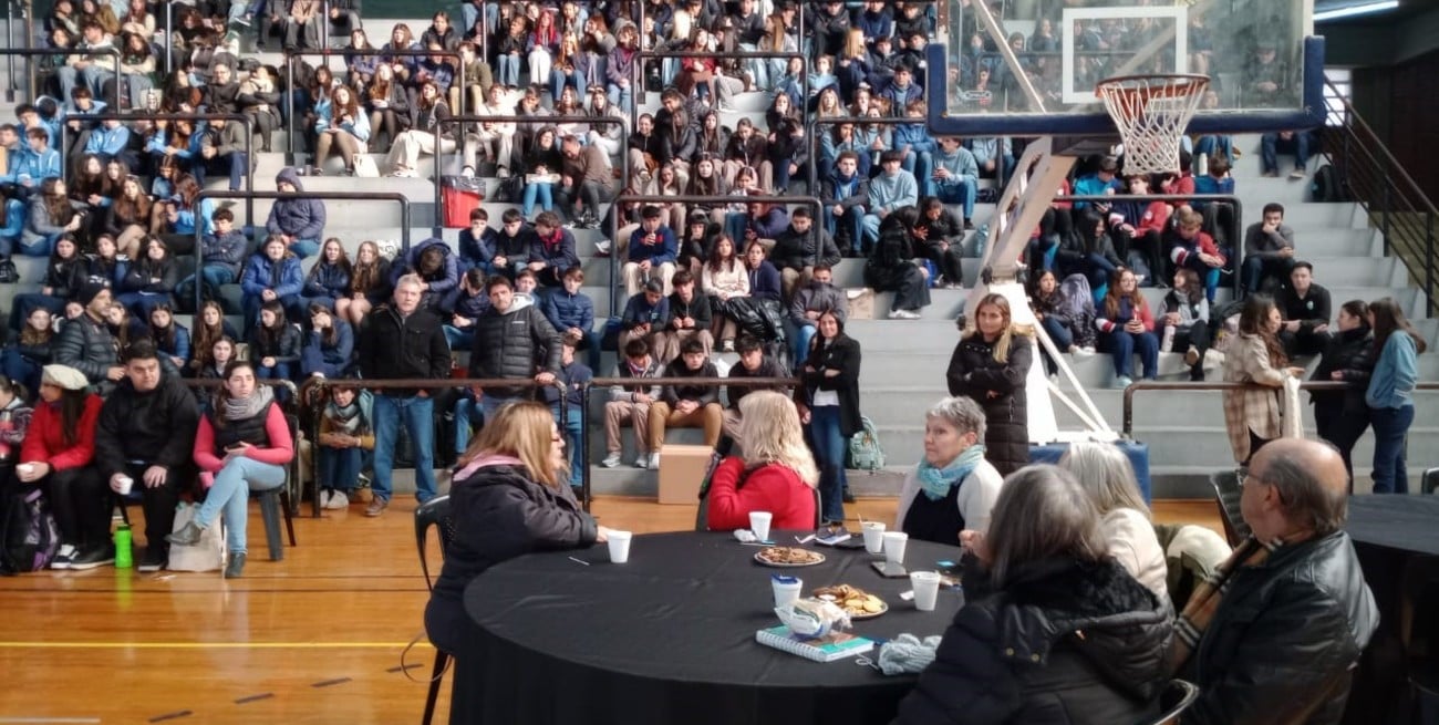 Santa Fe vivió un encuentro entre el Concejo Joven y el Concejo Mayor en el CEF 29