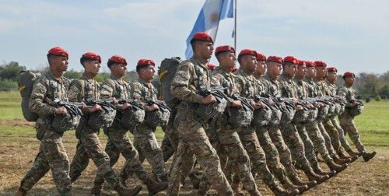 Hasta 25% más en el salario militar: el Gobierno creó un nuevo suplemento por títulos