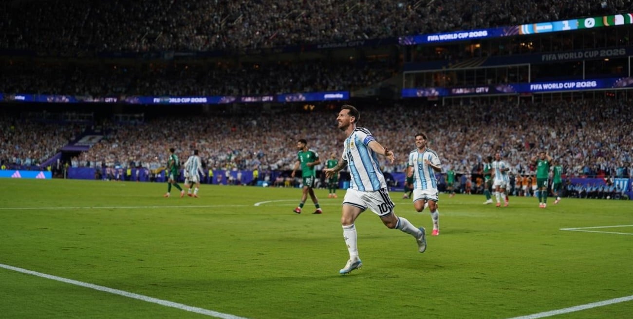 Reviví el hat-trick de Messi en la goleada de Argentina sobre Argelia