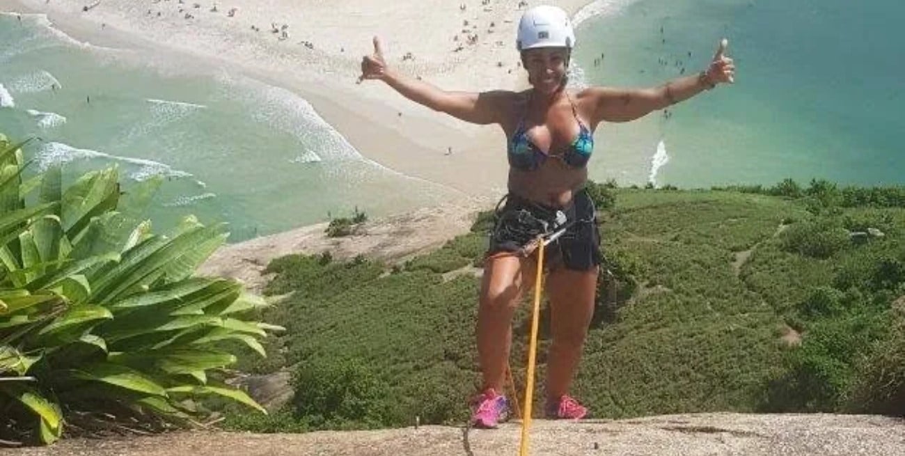 Una mujer murió tras caer al vacío mientras se preparaba para hacer rápel en Río de Janeiro