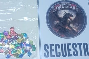 Las dosis de cocaína secuestradas en poder de la adolescente. Foto: Gentileza