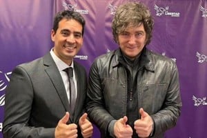 Ravier mantiene una relación académica y política de larga data con Milei.