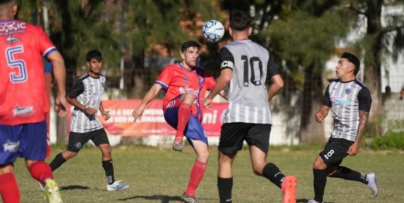 D.F. Sarmiento y 9 de Julio de Rafaela abren la tercera fase de la Copa Santa Fe
