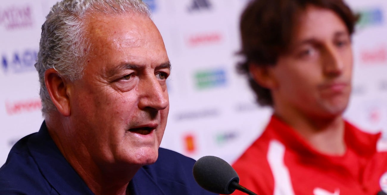 Alfaro asumió la responsabilidad tras la goleada y pidió respaldo para sus jugadores: "Si quieren criticar a alguien, critíquenme a mí"