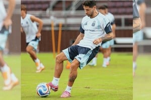 Gonzalo Montiel volvió a sufrir molestias en el cuádriceps derecho y es duda para la segunda fecha.