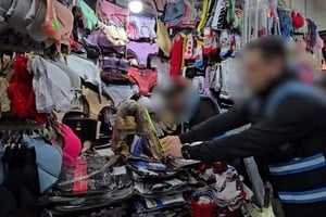 Se incautó un millonario cargamento de ropa y calzado