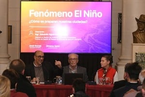 Aguirre Madariaga planteó una serie de interrogantes técnicos y logísticos muy concretos para que los mandatarios locales comiencen a ejecutar de inmediato en sus distritos. Crédito: Manuel Fabatía